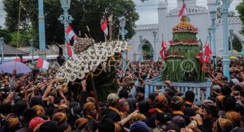 Tradisi Grebeg: Budaya Keraton yang Penuh Makna