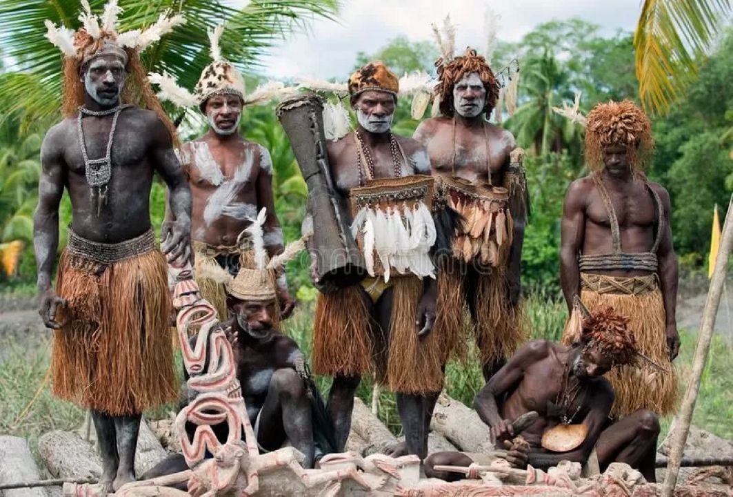 suku asmat