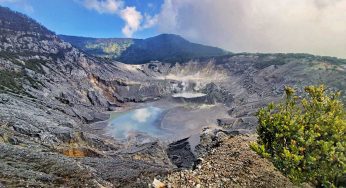 Legenda Tangkuban Perahu: Kisah Cinta Terlarang yang Membentuk Gunung